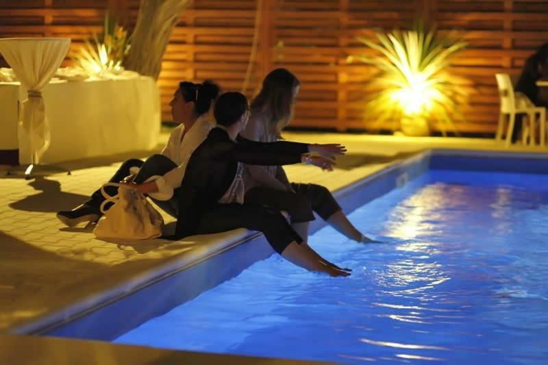 Hotel Loretta Римини Экстерьер фото